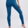 High-Waisted Classic Gym Leggings with Side Pockets - Image 10